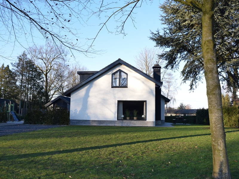 Het groepsverblijf van de linkerkant
