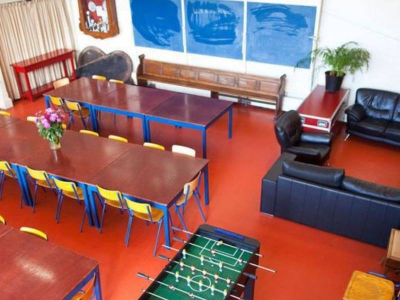 De sfeervolle recreatie zaal