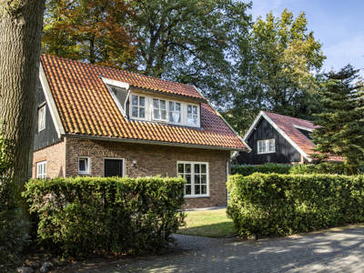 Groepsaccommodaties Losser 2 x 8 personen 