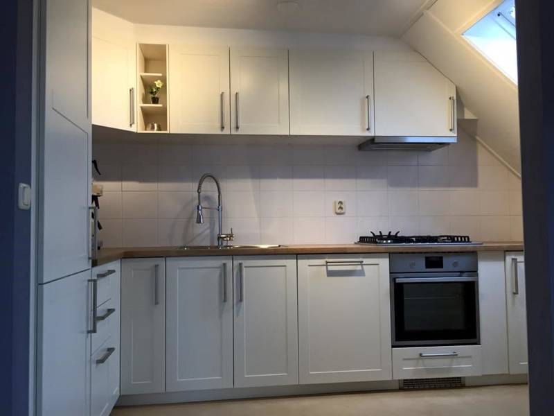 Een hedendaagse open kookgelegenheid.