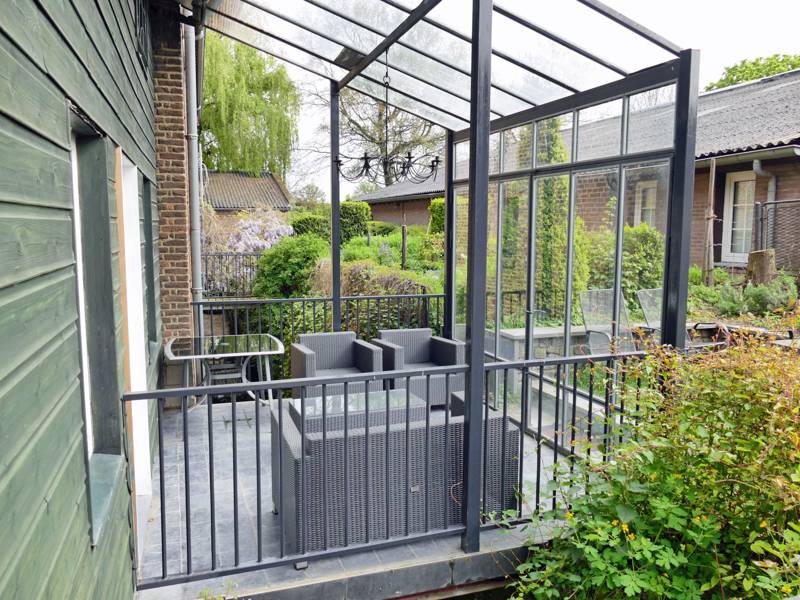 Tuin groepsaccommodatie Eijsden 6 personen