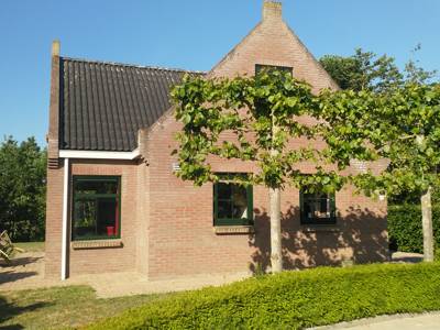 Groepsaccommodatie meerdere huisjes Bant - 28 personen